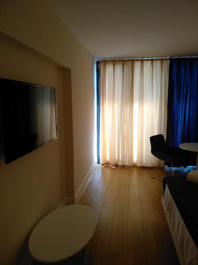 Orbi Twin Tower Apartement Batumi Eksteriør billede