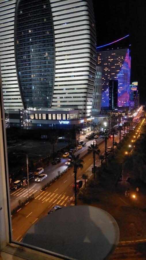 Orbi Twin Tower Apartement Batumi Eksteriør billede